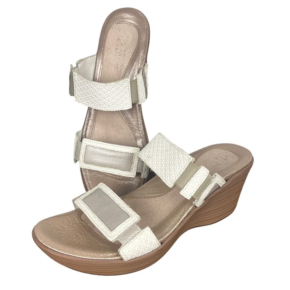 Naot Womens 7.5 Coastal Boho Minimalist Leather Slip On Strappy Wedge Sandals